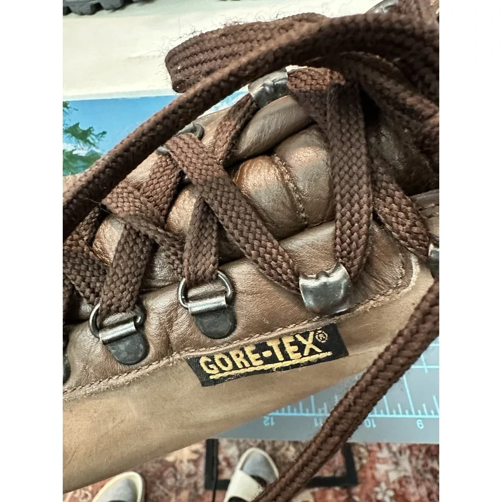 Vasque Sundowner GTX Brown Leather Waterproof Hiking Boots 7931 Women's Size 8M